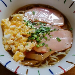 焼き豚炒り卵ラーメン